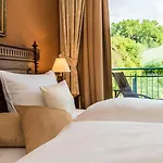 Ferienresidenz Brauneberger Hof Aparthotel 4*