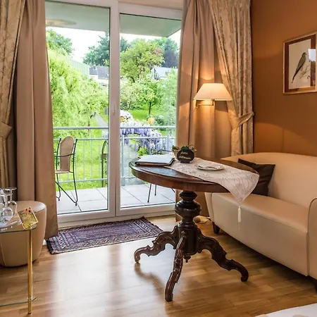 Ferienresidenz Brauneberger Hof An Der Mosel Nahe Bernkastel-kues Aparthotel Brauneberg