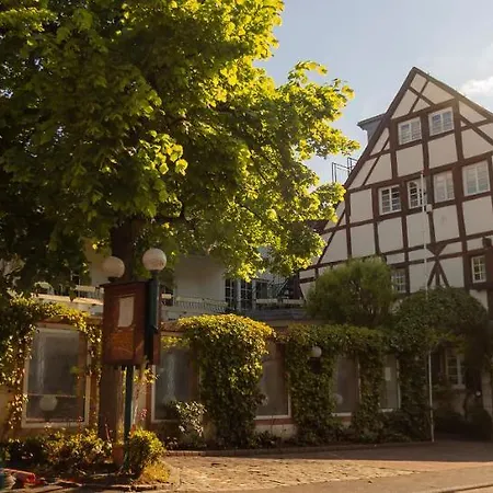 Апарт-отель Ferienresidenz Brauneberger Hof An Der Mosel Nahe Bernkastel-kues Браунеберг