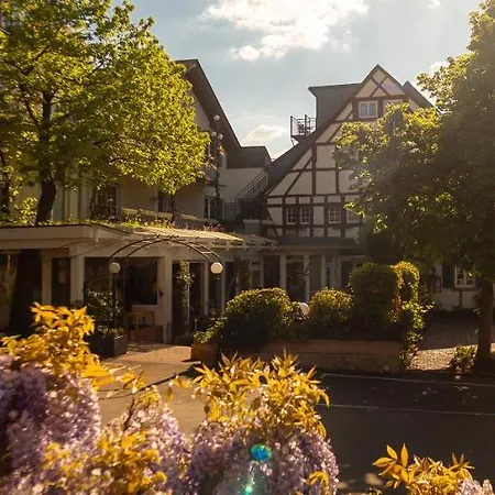 Ferienresidenz Brauneberger Hof An Der Mosel Nahe Bernkastel-kues 4*