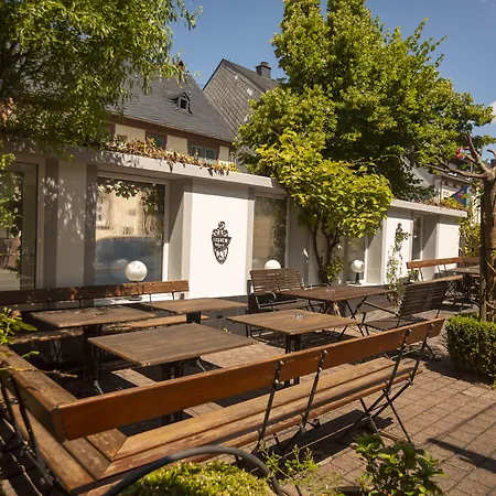 Ferienresidenz Brauneberger Hof An Der Mosel Nahe Bernkastel-kues 4* Браунеберг