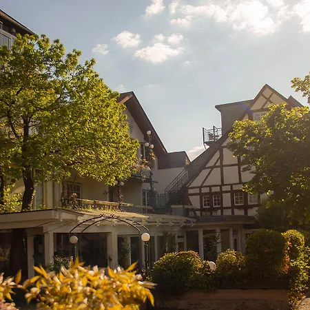 Ferienresidenz Brauneberger Hof Апарт-отель Браунеберг