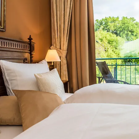 Ferienresidenz Brauneberger Hof An Der Mosel Nahe Bernkastel-kues Апарт-отель 4*