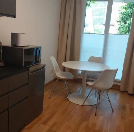 Ferienresidenz Brauneberger Hof מלון דירות 4*