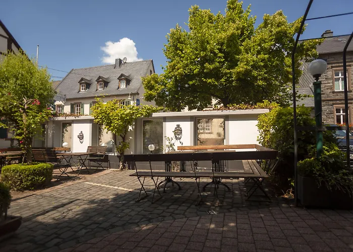 מלון דירות Ferienresidenz Brauneberger Hof 4*